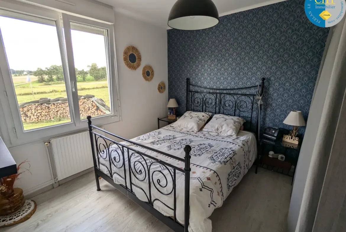 Maison à Vendr à Guer - 4 Chambres, 6 331 m² de Terrain 