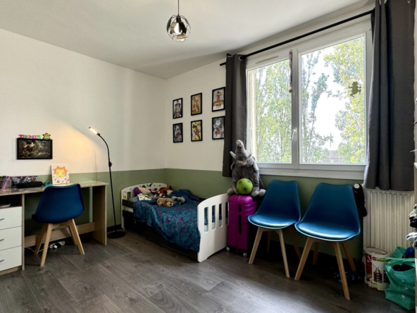 Charmant appartement 3 pièces à Pavillons-sous-Bois, 55 m² avec vue sur le canal 