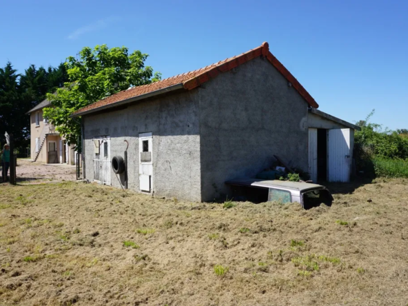 Charmante maison avec dépendances entre Le Donjon et Marcigny 