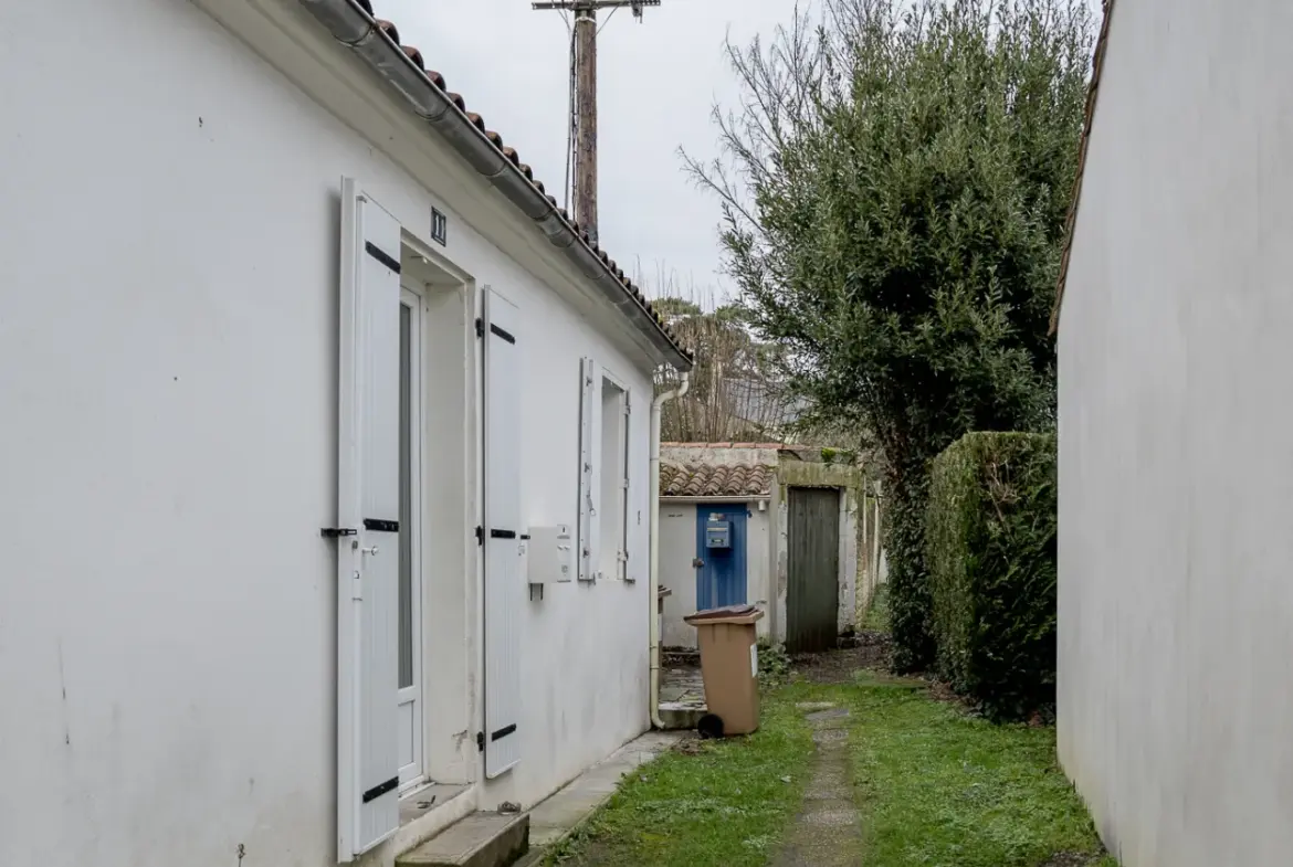 Maison à vendre à Luçon - Investissement locatif attractif 