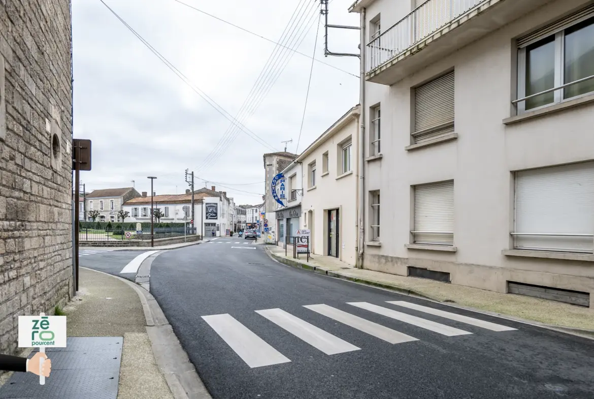 Maison à vendre à Luçon - Investissement locatif attractif 