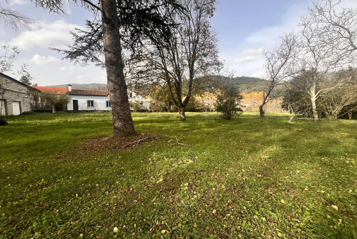 Maison F5 de Plain-Pied à Arles sur Tech avec Terrain Arboré 
