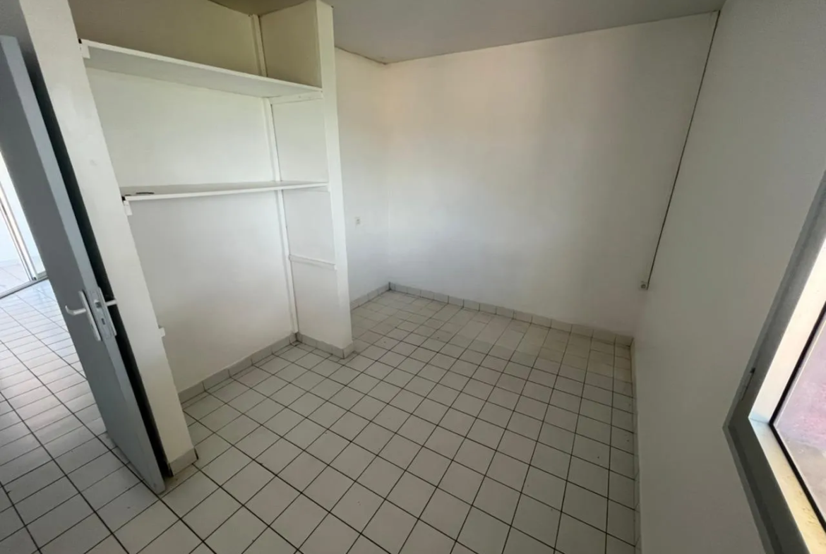 Superbe Appartement T2 avec Terrasse à Cayenne, Montabo 
