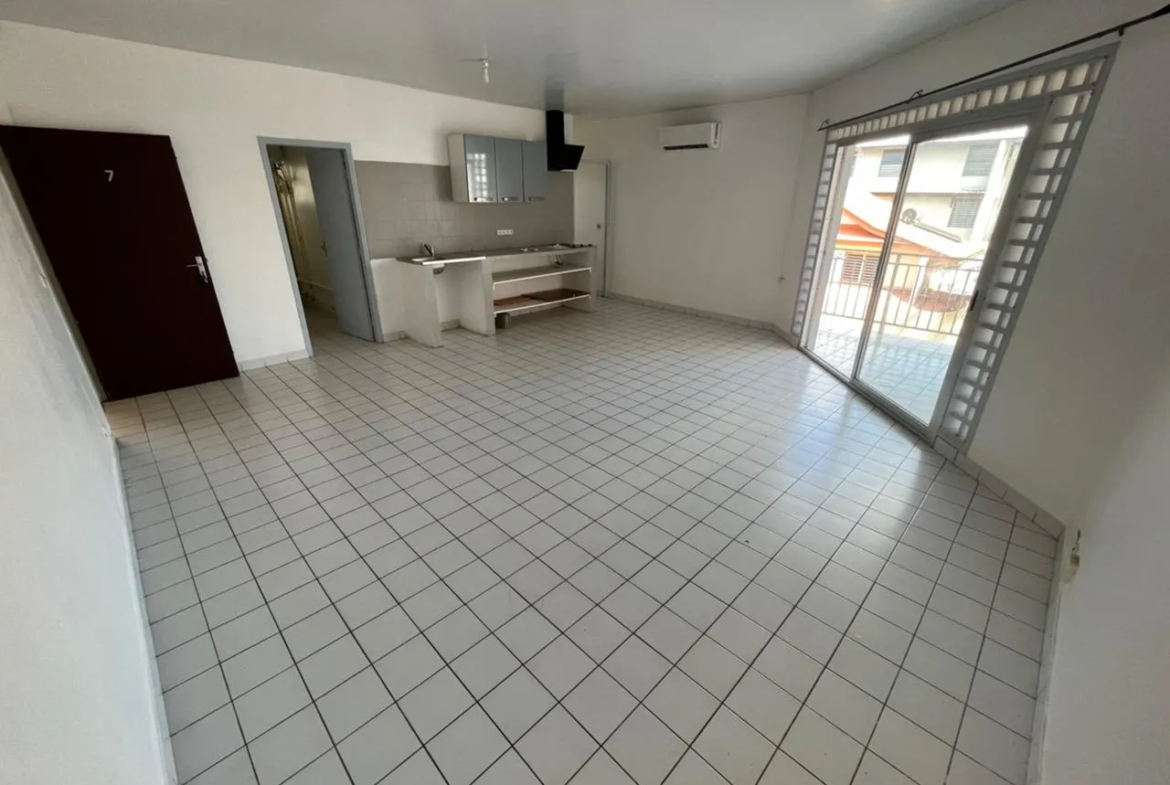 Superbe Appartement T2 avec Terrasse à Cayenne, Montabo 