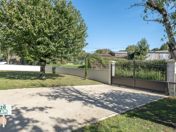 Maison rénovée du 19ème siècle à vendre à La Chapelle-Thémer 