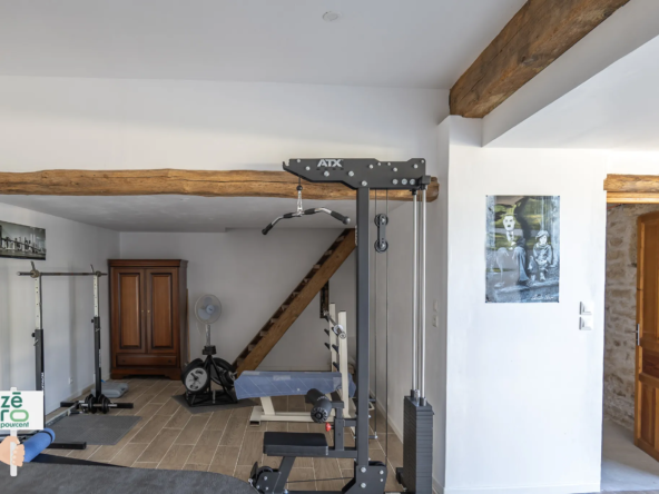 Maison rénovée du 19ème siècle à vendre à La Chapelle-Thémer 