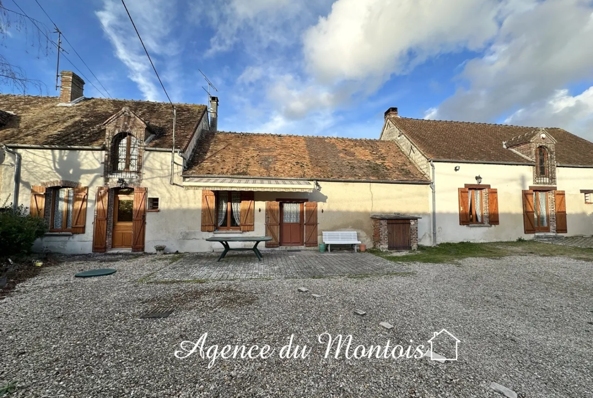 Fermette spacieuse à vendre à Bray sur Seine 