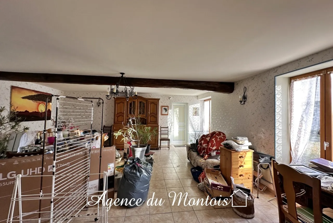 Fermette spacieuse à vendre à Bray sur Seine 