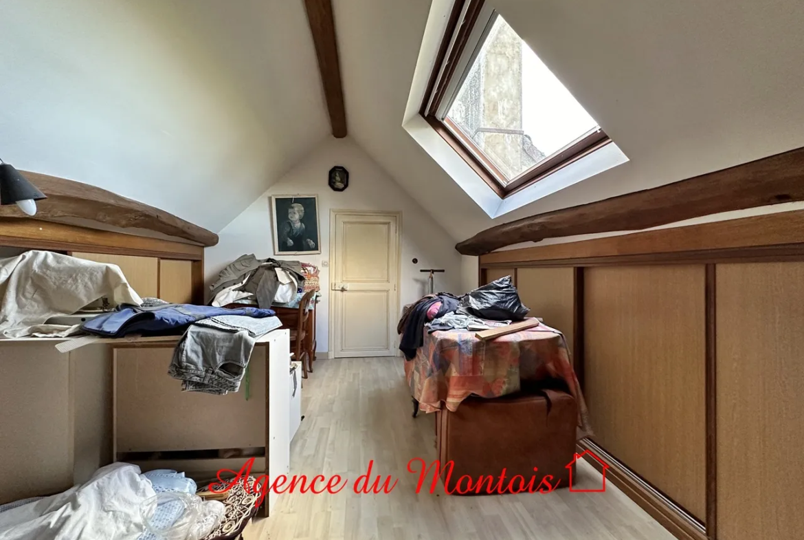 Fermette spacieuse à vendre à Bray sur Seine 