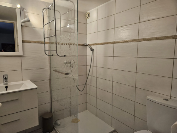 Maison spacieuse à vendre à Orange - 4 chambres, 155 m² 