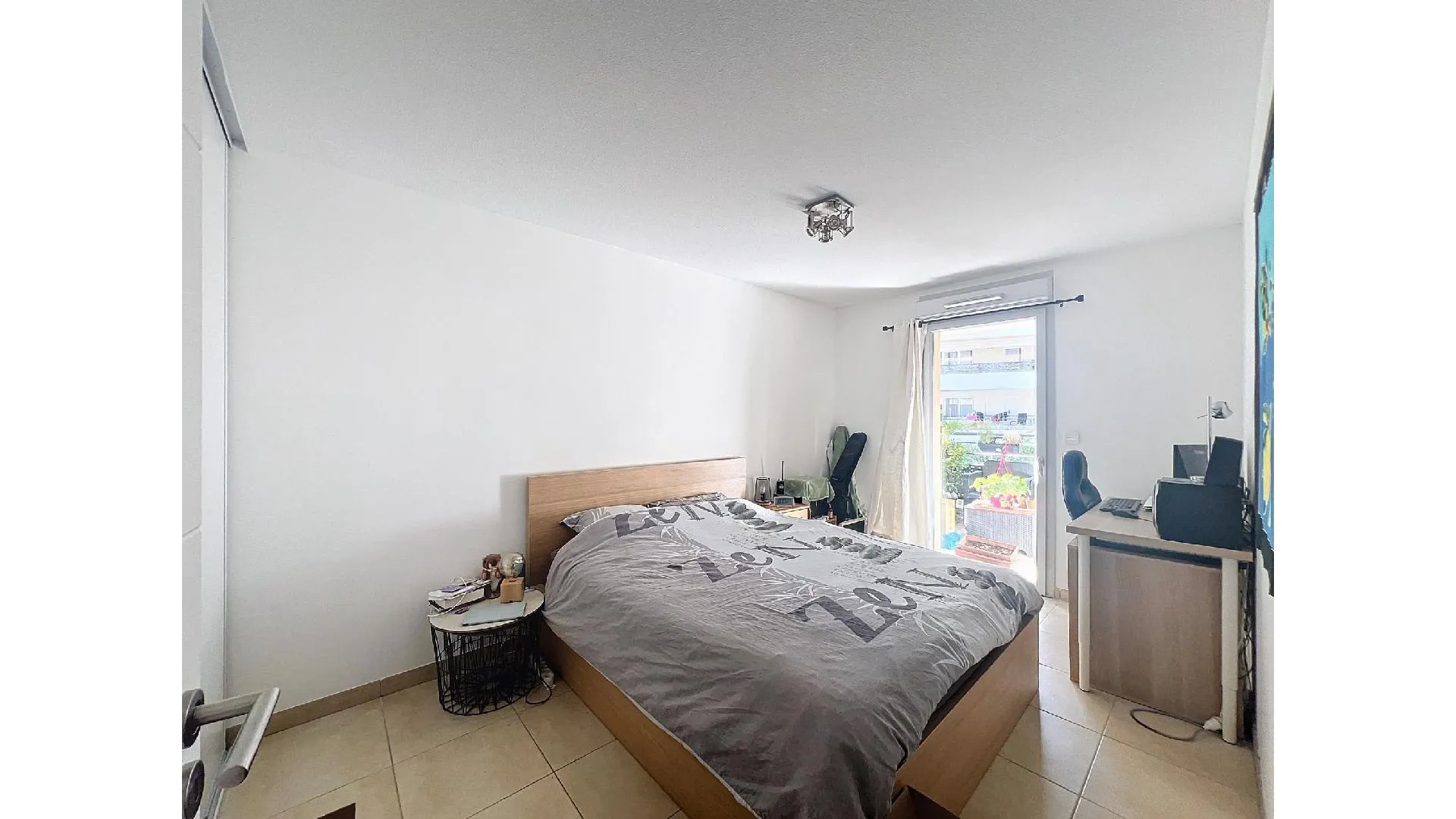 Charmant appartement à Gardanne avec garage et terrasse 