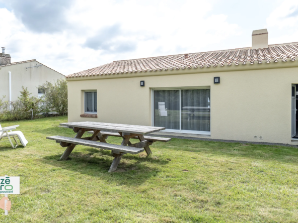 Maison de plain-pied 80 m² à Saint-Mathurin - 2 chambres 