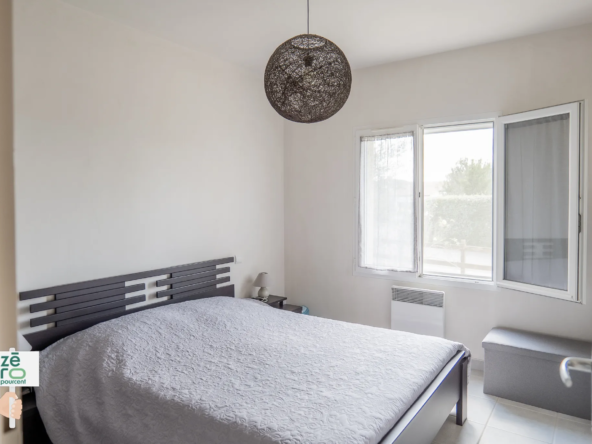 Maison de plain-pied 80 m² à Saint-Mathurin - 2 chambres 