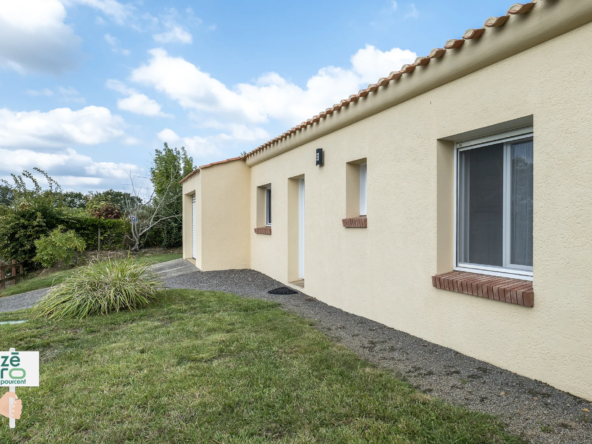 Maison de plain-pied 80 m² à Saint-Mathurin - 2 chambres 