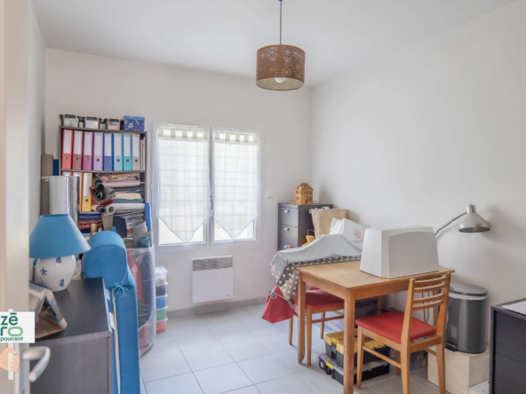 Maison de plain-pied 80 m² à Saint-Mathurin - 2 chambres 