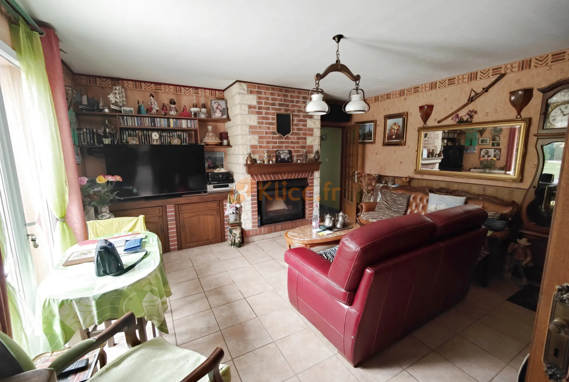 Maison avec terrasse à Fresnoy-Folny à vendre pour 170 000 € 