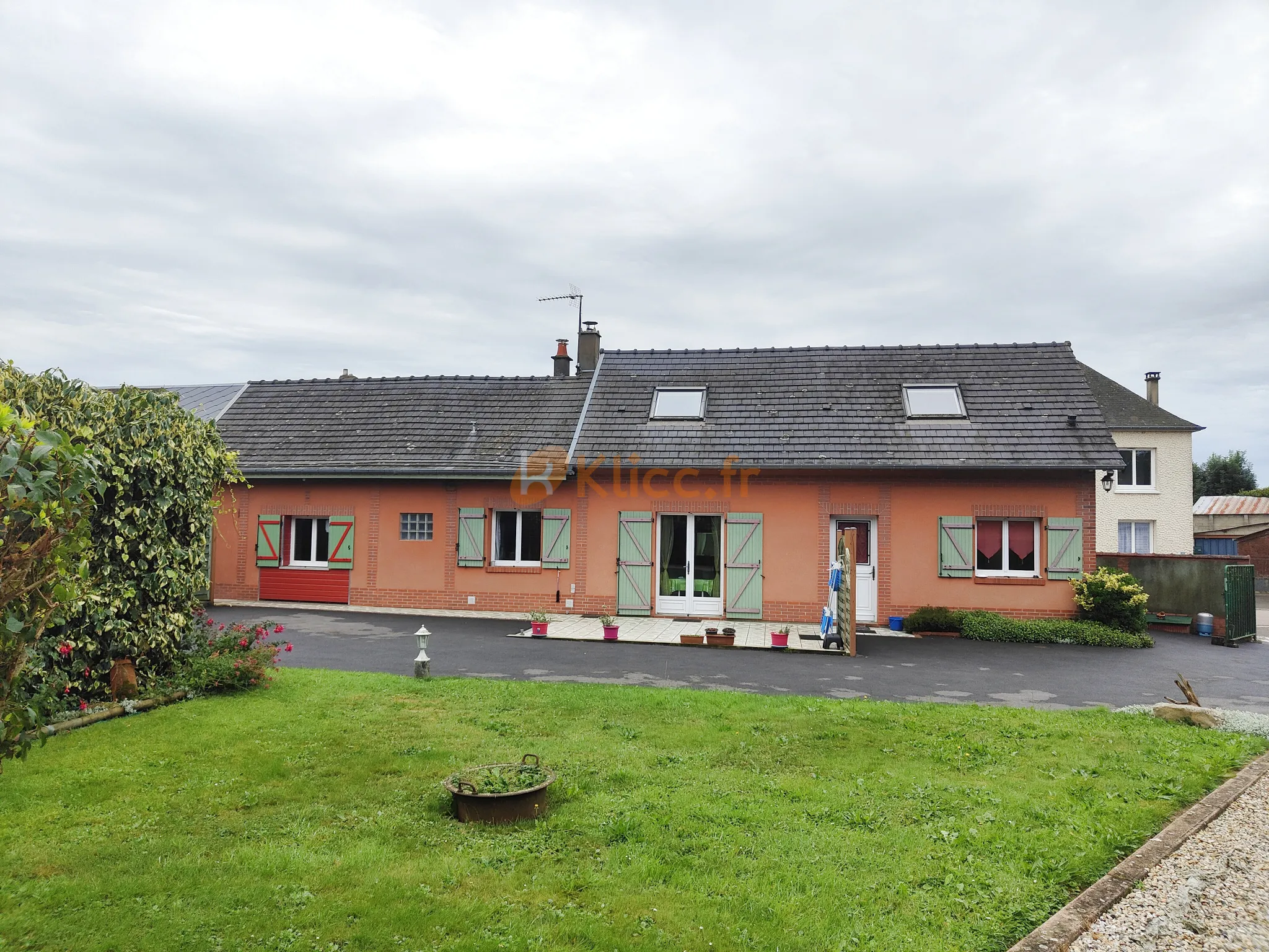 Maison avec terrasse à Fresnoy-Folny à vendre pour 170 000 € 