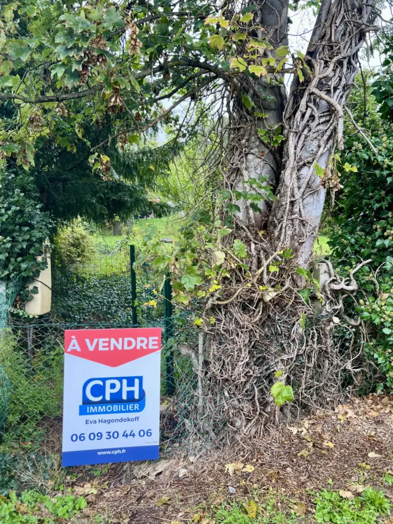 Belle parcelle constructible de 848 m² à Meulan