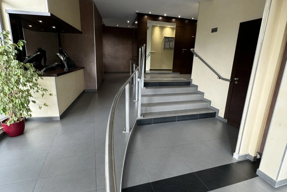 À vendre : Appartement T4 de 79,65 m² à Cergy avec terrasse 