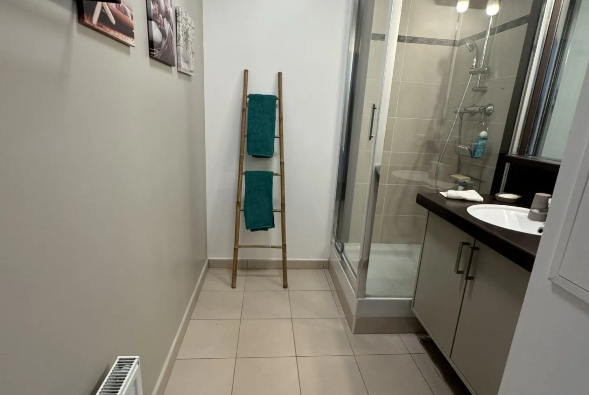 À vendre : Appartement T4 de 79,65 m² à Cergy avec terrasse 