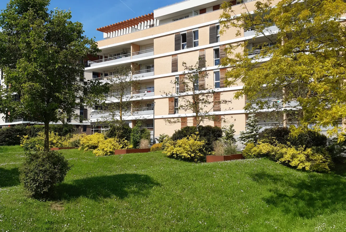 À vendre : Appartement T4 de 79,65 m² à Cergy avec terrasse 