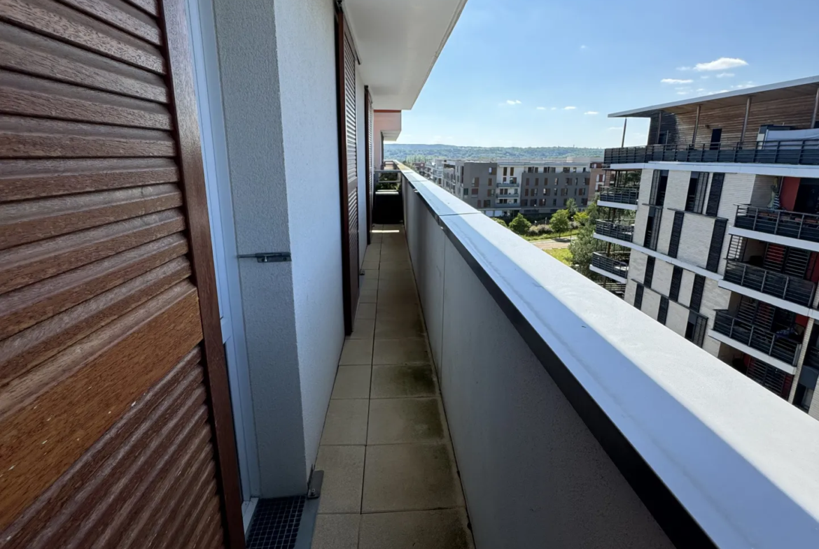 À vendre : Appartement T4 de 79,65 m² à Cergy avec terrasse 
