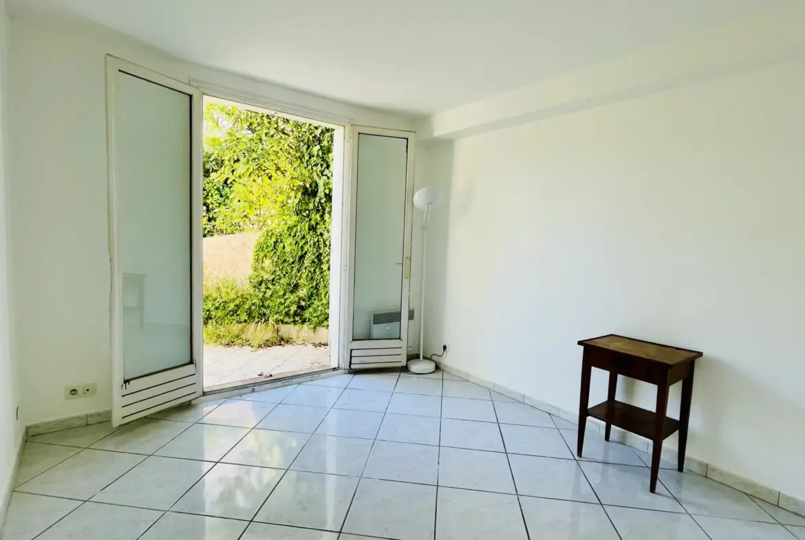 Appartement 2 pièces à vendre à Cannes sur l'avenue de Vallauris 