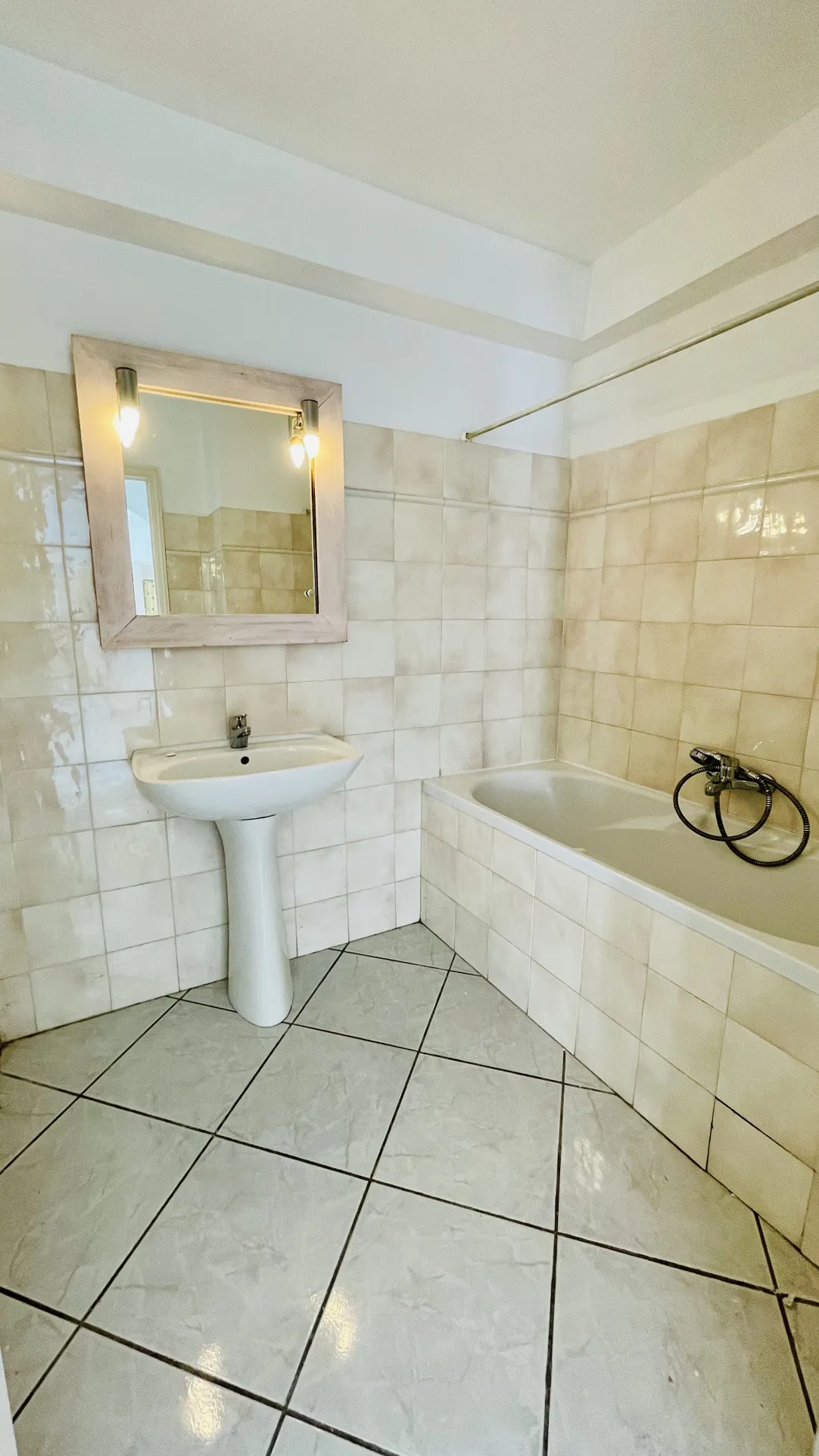 Appartement 2 pièces à vendre à Cannes sur l'avenue de Vallauris 