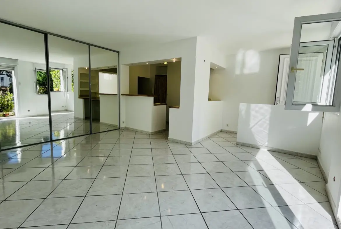Appartement 2 pièces à vendre à Cannes sur l'avenue de Vallauris 