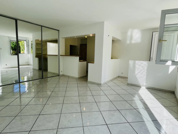 Appartement 2 pièces à vendre à Cannes sur l'avenue de Vallauris 