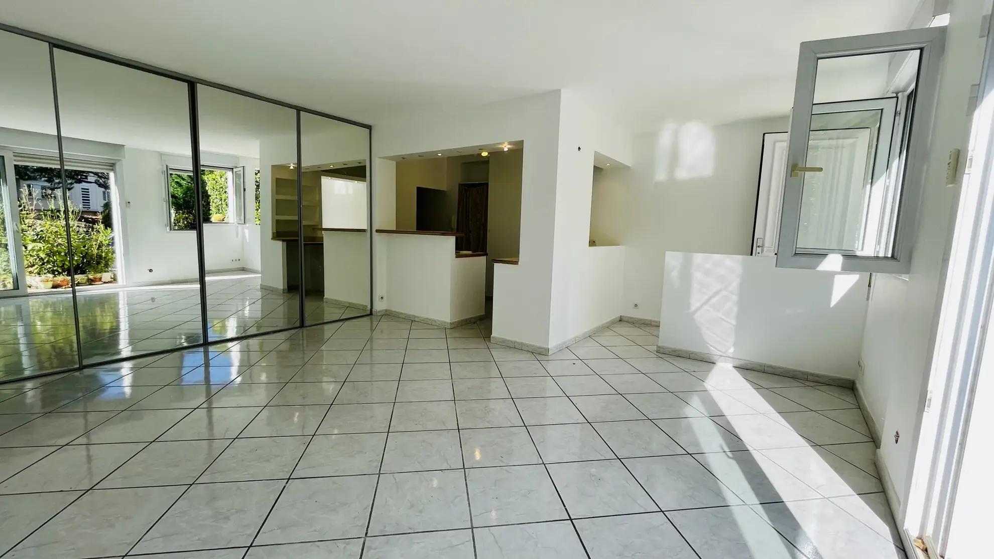 Appartement 2 pièces à vendre à Cannes sur l'avenue de Vallauris 