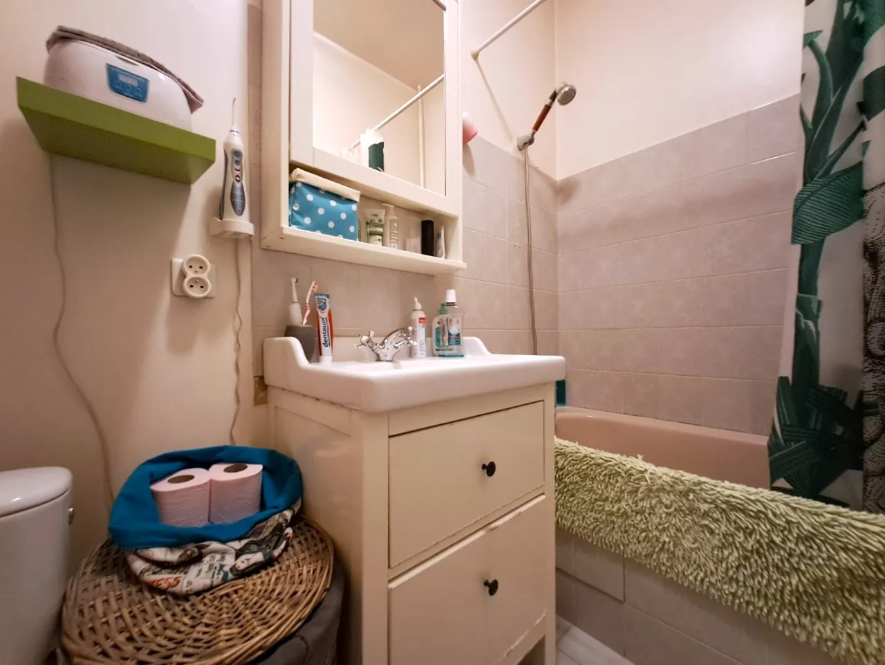 Appartement 3 pièces à vendre au centre ville d'Ablis 