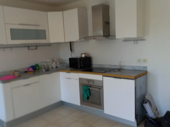 Appartement T2 avec terrasse à Roquebrune-sur-Argens à vendre 