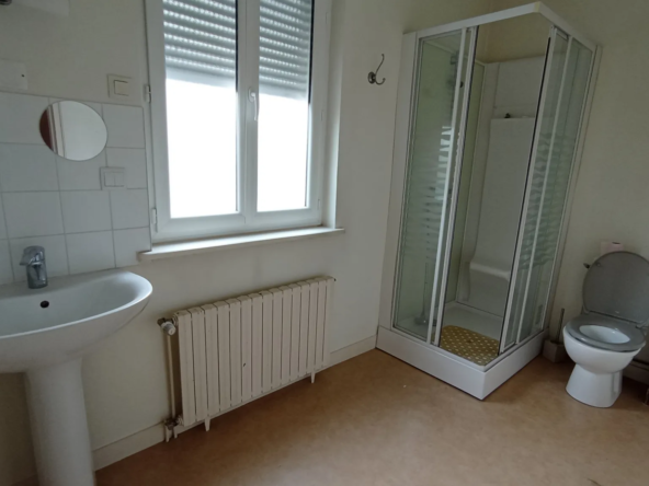 Maison de Ville à Vendre à Lillebonne - 160 m² 