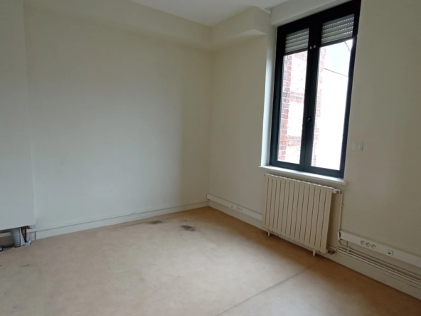 Maison de Ville à Vendre à Lillebonne - 160 m² 
