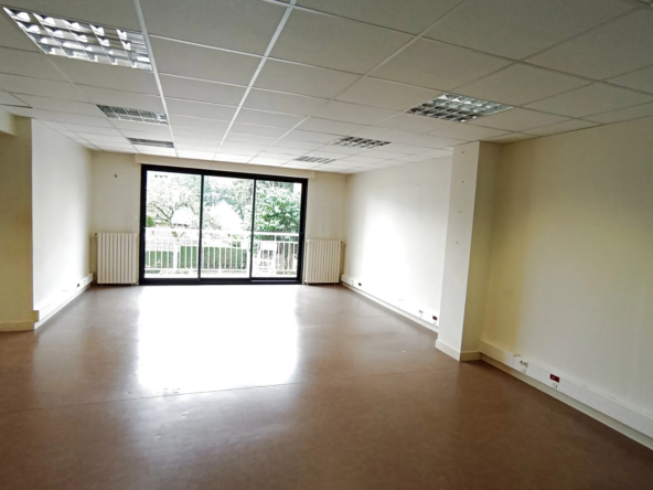 Maison de Ville à Vendre à Lillebonne - 160 m² 