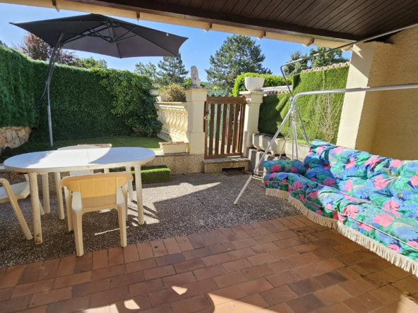 Charmante maisonnette 3 pièces avec jardinet à St Vallier de Thiey 