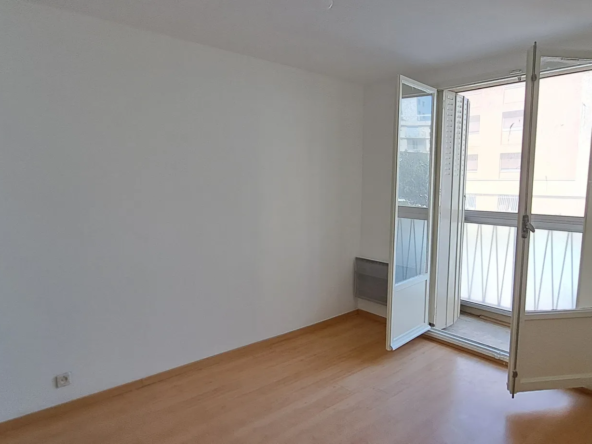Charmant appartement type 3 à Marseille 13005 près des facultés 