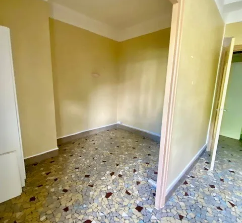 Appartement 26,45 m² à vendre - Métro Saxe Gambetta, Lyon 