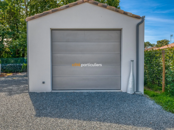 Maison contemporaine de 95 m² avec piscine chauffée à Falleron 