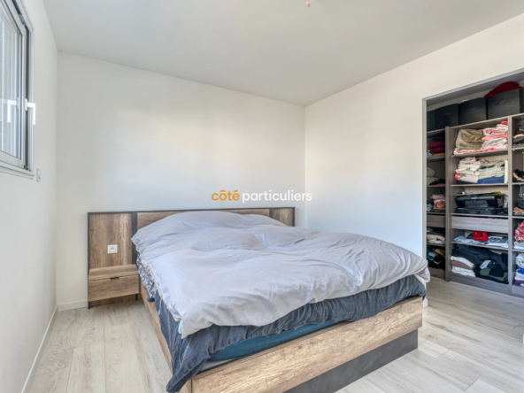 Maison contemporaine de 95 m² avec piscine chauffée à Falleron 
