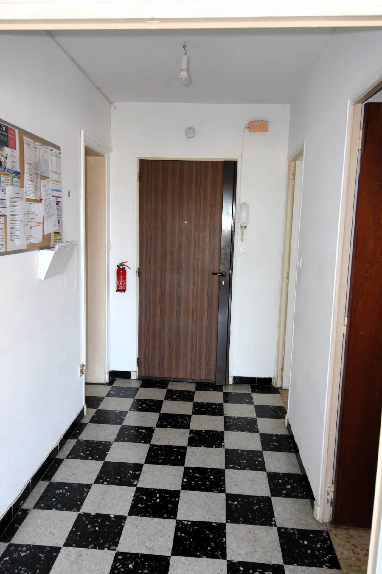 Appartement F4 avec aperçu mer à vendre à Toulon Saint-Roch 