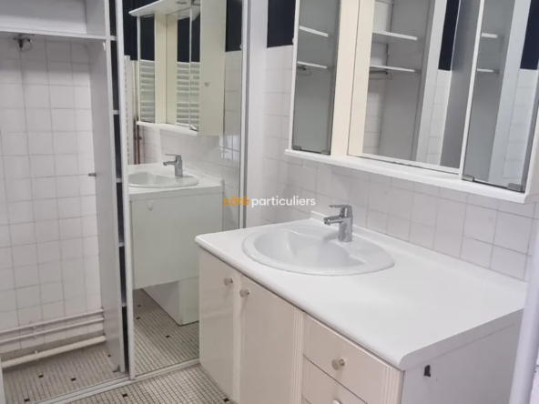 Bel appartement à vendre au calme en centre-ville de Tours 