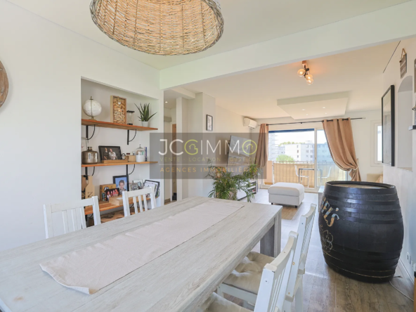 Appartement T3 rénové avec terrasse à La Garde 