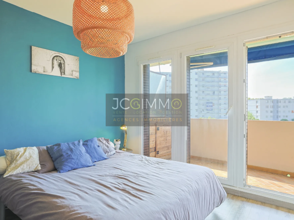 Appartement T3 rénové avec terrasse à La Garde 