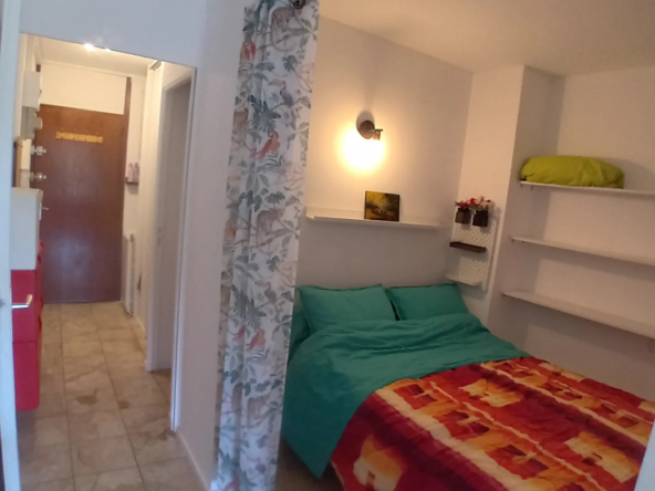 Studio rénové à vendre aux Sablettes, 31,50 m² 