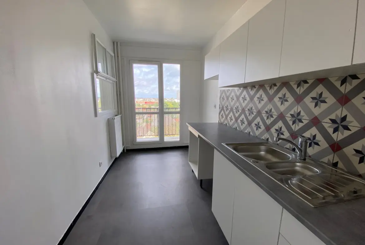À vendre : Appartement 2 pièces à Viry-Châtillon avec vue 