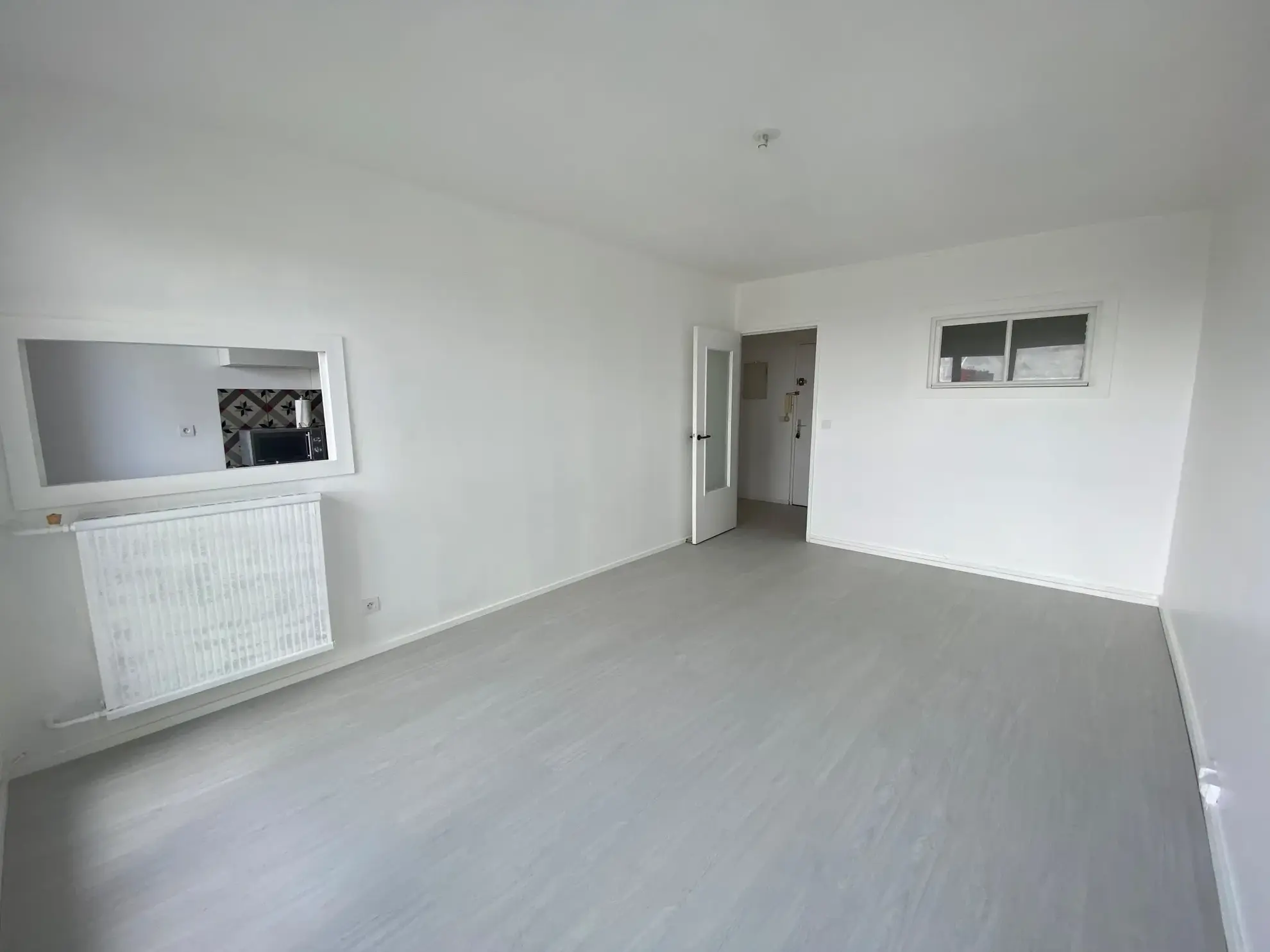 À vendre : Appartement 2 pièces à Viry-Châtillon avec vue 