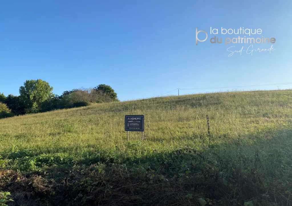 Terrain libre de constructeur à Savignac - 1250 m²