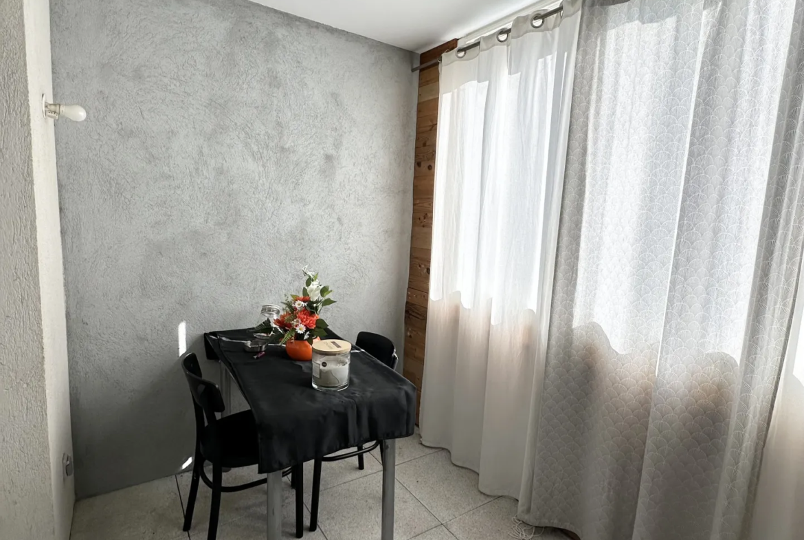 Appartement T2 de 53,22 m² au GAI VERSANT à La Seyne-sur-Mer 